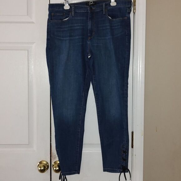 Banana Republic Factory  cropped Skinny Jeans Sz 12 - Picture 1 of 6